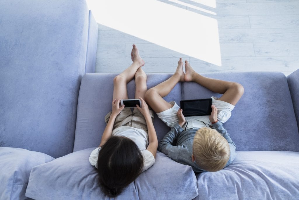 Corelatia dintre ADHD si uzul frecvent a telefonului mobil….
